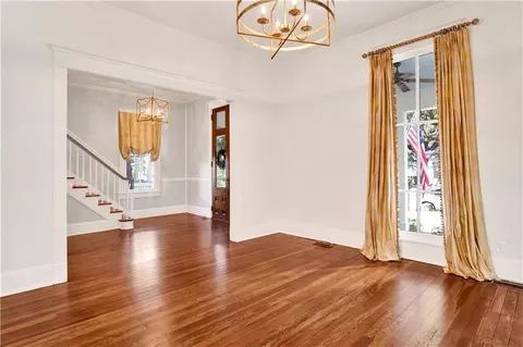 Living - 306 Georgia Ave S, Mobile, AL 36604 photo 3 of 14