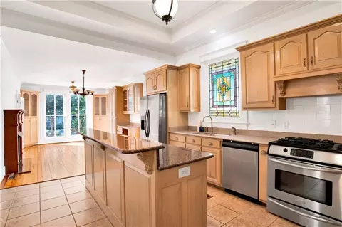 Kitchen - 306 Georgia Ave S, Mobile, AL 36604 photo 3 of 6
