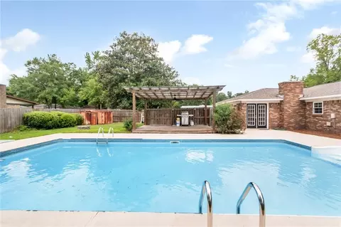 Exterior - 2300 Christopher Dr E, Mobile, AL 36609 photo 3 of 12