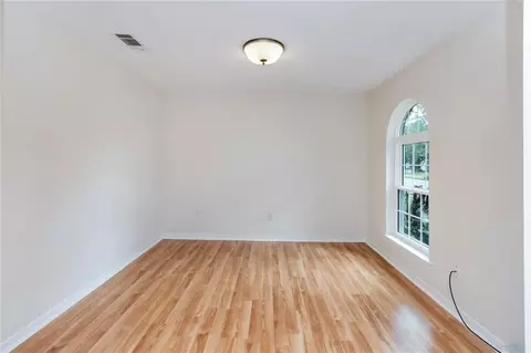 Living - 2300 Christopher Dr E, Mobile, AL 36609 photo 1 of 4