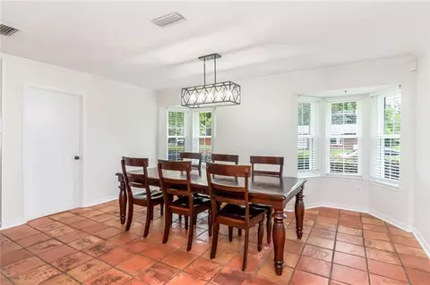 Dining - 2300 Christopher Dr E, Mobile, AL 36609 photo 3 of 3