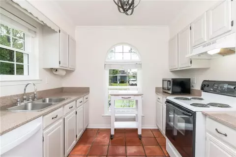 Kitchen - 2300 Christopher Dr E, Mobile, AL 36609 photo 1 of 4