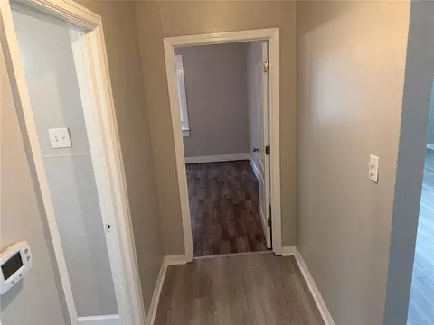 Entry Way - 161 10th Ave, Chickasaw, AL 36611 photo 1 of 1