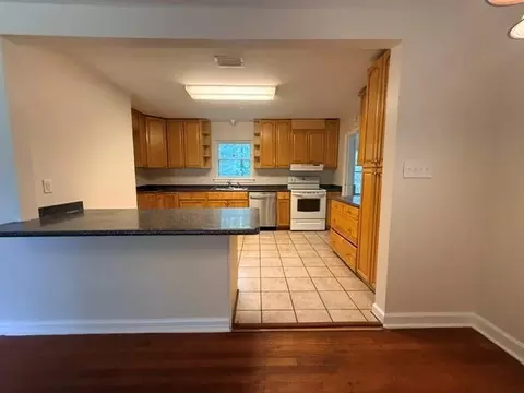 Kitchen - 2459 Lilac Ave, Mobile, AL 36606 photo 1 of 3