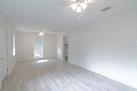 Living - 2125 Barron Pl, Mobile, AL 36605 photo 4 of 5