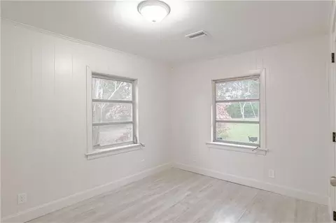 Bedroom - 2111 Johns Ln, Mobile, AL 36605 photo 5 of 5