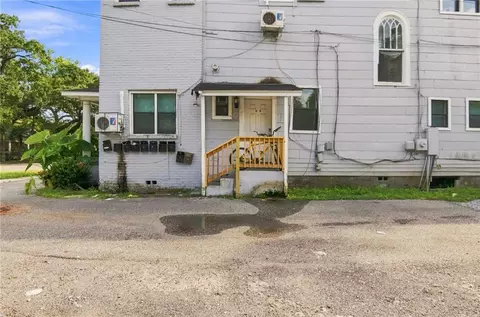 Exterior - 302 Michigan Ave, Mobile, AL 36604 photo 1 of 7