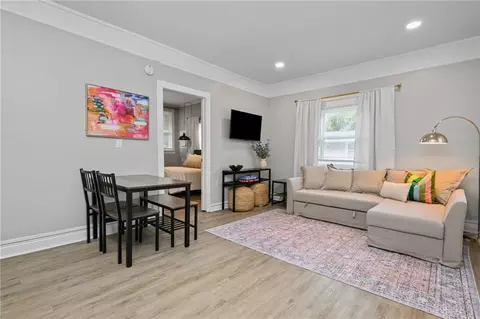 Living - 302 Michigan Ave, Mobile, AL 36604 photo 1 of 9