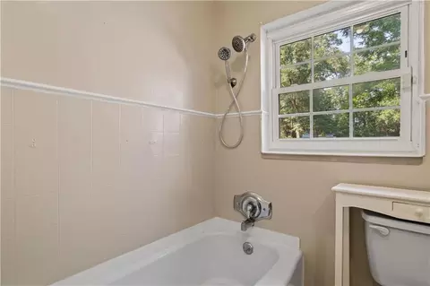 Bath - 1151 Ridgewood Dr, Mobile, AL 36608 photo 5 of 5