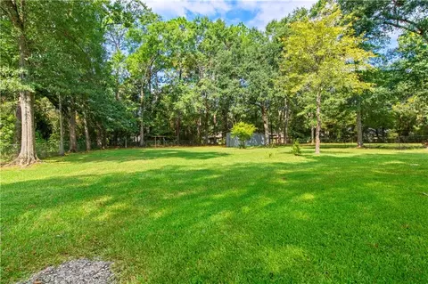 Exterior - 1151 Ridgewood Dr, Mobile, AL 36608 photo 9 of 9