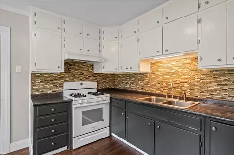 Kitchen - 1151 Ridgewood Dr, Mobile, AL 36608 photo 1 of 3