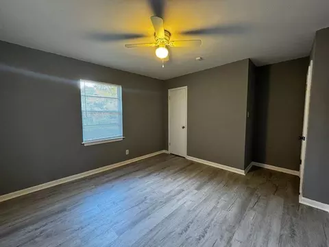 Bedroom - 1006 Belvedere Cir E, Mobile, AL 36606 photo 6 of 6
