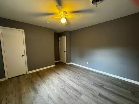 Bedroom - 1006 Belvedere Cir E, Mobile, AL 36606 photo 5 of 6