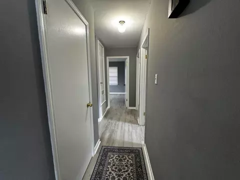 Entry Way - 1006 Belvedere Cir E, Mobile, AL 36606 photo 1 of 2