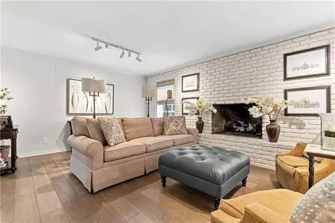 Living - 259 College Ln, Mobile, AL 36608 photo 1 of 7