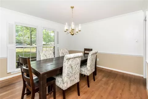 Dining - 745 Westmoreland Dr E, Mobile, AL 36609 photo 3 of 3