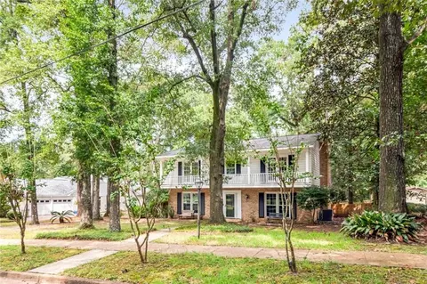Exterior - 745 Westmoreland Dr E, Mobile, AL 36609 photo 10 of 10