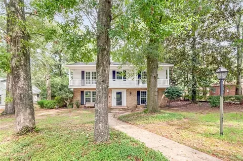 Exterior - 745 Westmoreland Dr E, Mobile, AL 36609 photo 9 of 10