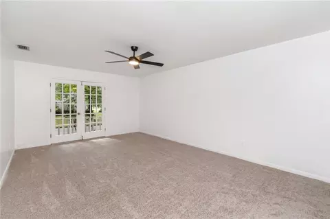 Living - 745 Westmoreland Dr E, Mobile, AL 36609 photo 1 of 7