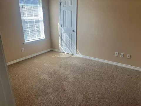 Bedroom - 1912 Clarke Rd E, Mobile, AL 36695 photo 2 of 4