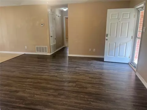 Living - 1912 Clarke Rd E, Mobile, AL 36695 photo 3 of 4