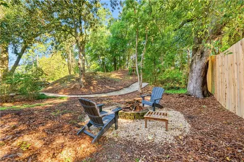 Exterior - 312 Indian Creek Dr E, Mobile, AL 36607 photo 7 of 10