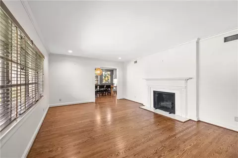 Living - 312 Indian Creek Dr E, Mobile, AL 36607 photo 1 of 2