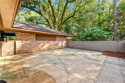 Exterior - 312 Indian Creek Dr E, Mobile, AL 36607 photo 3 of 10