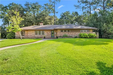 Exterior - 312 Indian Creek Dr E, Mobile, AL 36607 photo 10 of 10