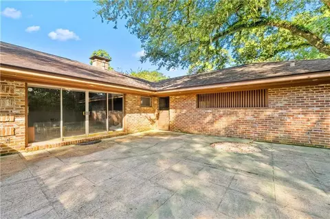 Exterior - 312 Indian Creek Dr E, Mobile, AL 36607 photo 2 of 10