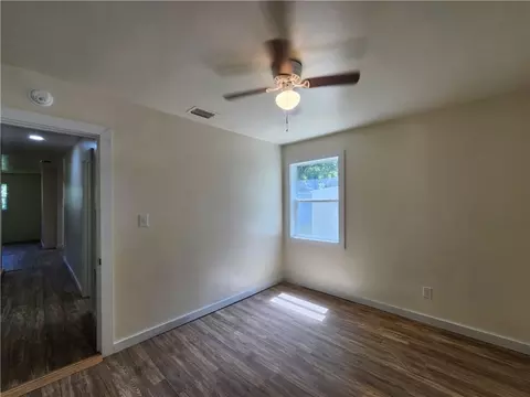 Bedroom - 2059 Holmes Dr, Mobile, AL 36605 photo 4 of 4