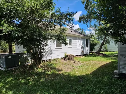 Exterior - 2059 Holmes Dr, Mobile, AL 36605 photo 3 of 5