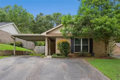 1812 Spring Brook Ct, Mobile, AL 36609