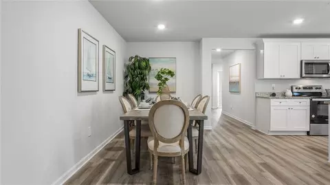 Dining - 10318 Lowell St E, Mobile, AL 36695 photo 1 of 3