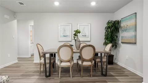 Dining - 10318 Lowell St E, Mobile, AL 36695 photo 2 of 3