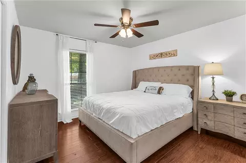 Bedroom - 3149 Lacoste Rd, Mobile, AL 36618 photo 3 of 4