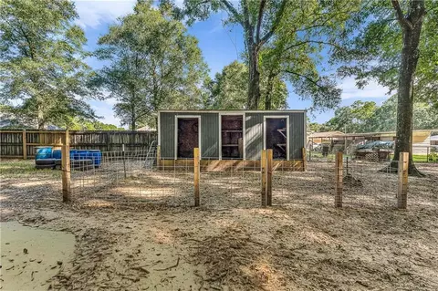 Exterior - 3149 Lacoste Rd, Mobile, AL 36618 photo 9 of 16