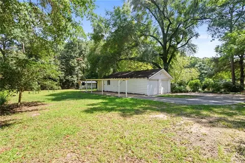 Exterior - 4904 Mercedes Rd, Mobile, AL 36618 photo 11 of 13