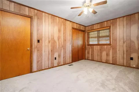 Bedroom - 4904 Mercedes Rd, Mobile, AL 36618 photo 9 of 11