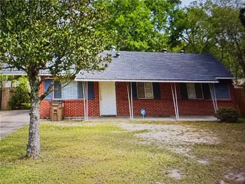 4102 Latimer Ln, Mobile, AL 36609 photo 2