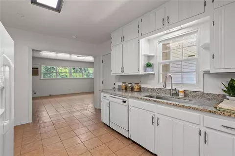 Kitchen - 112 Sutherland Dr, Chickasaw, AL 36611 photo 3 of 3