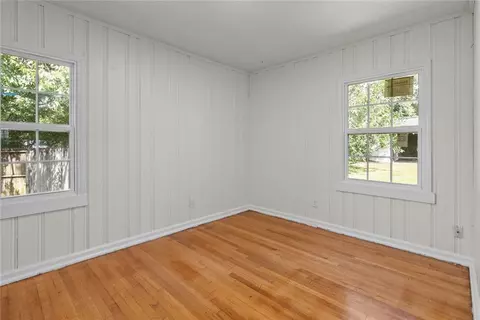 Bedroom - 112 Sutherland Dr, Chickasaw, AL 36611 photo 2 of 7