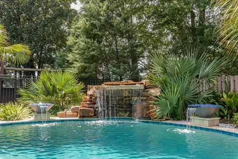 Exterior - 2196 Turtle Creek Ln E, Mobile, AL 36695 photo 13 of 90