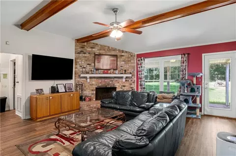 Living - 3088 Olde Gate Rd, Mobile, AL 36695 photo 1 of 2
