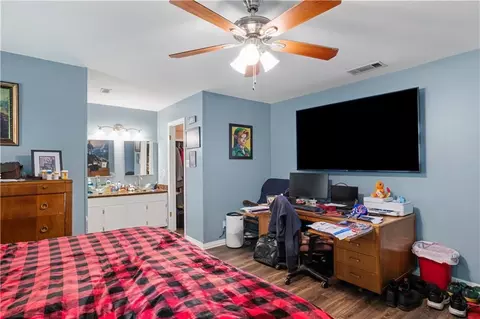 Bedroom - 3088 Olde Gate Rd, Mobile, AL 36695 photo 2 of 4