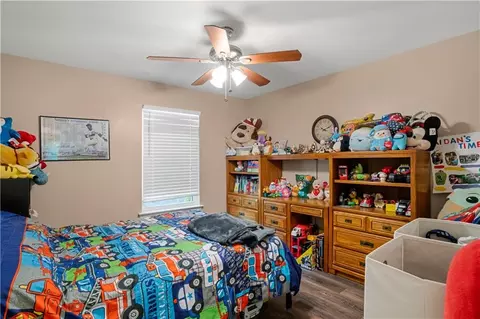Bedroom - 3088 Olde Gate Rd, Mobile, AL 36695 photo 4 of 4