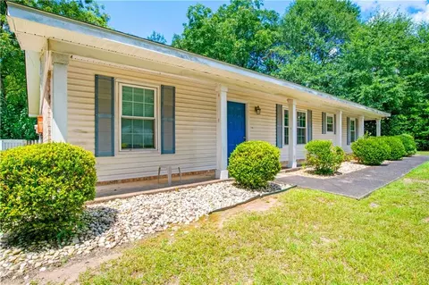 Exterior - 3088 Olde Gate Rd, Mobile, AL 36695 photo 3 of 9