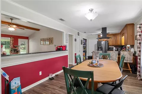 Dining - 3088 Olde Gate Rd, Mobile, AL 36695 photo 3 of 5