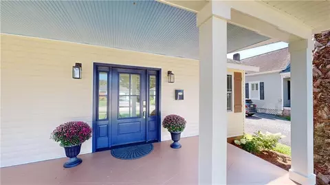 Exterior - 22 Hurlbert St, Mobile, AL 36607 photo 2 of 5