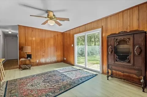 Living - 269 Hillcrest Dr, Mobile, AL 36609 photo 4 of 5
